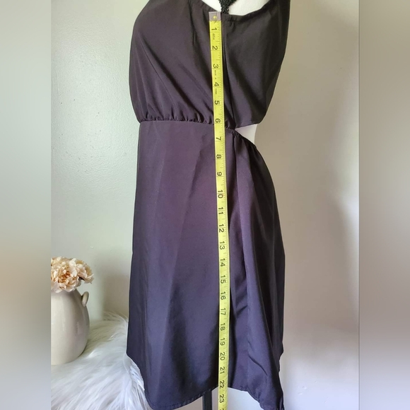 Sace Dress - Picture 4 of 5